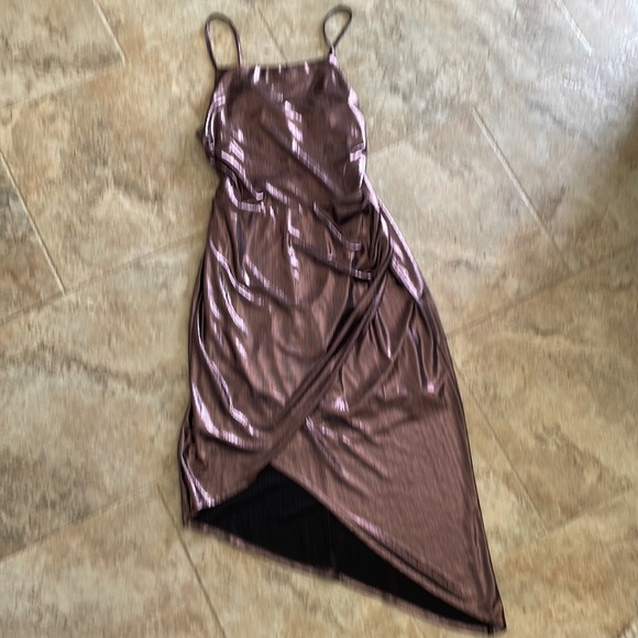 Bcbg metallic strapless asymmetrical dress rose gold size XS bodycon - Picture 3 of 7